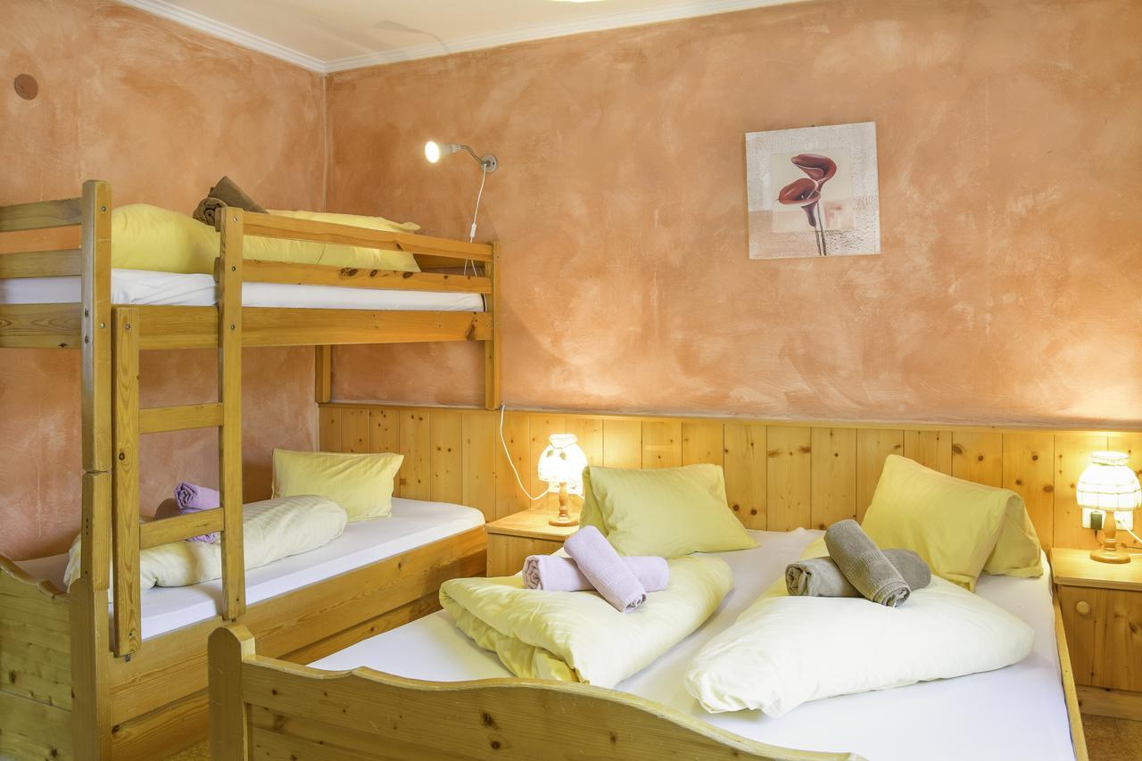 Hotel Gell Tweng Esterno foto