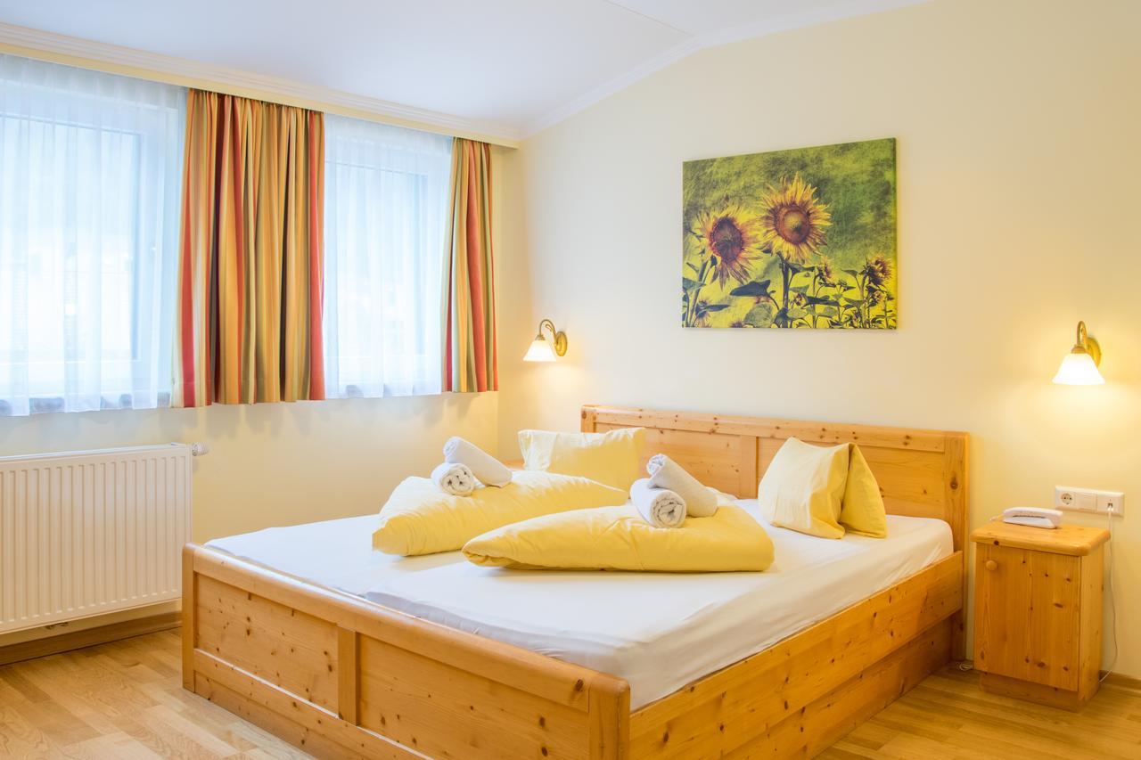 Hotel Gell Tweng Esterno foto